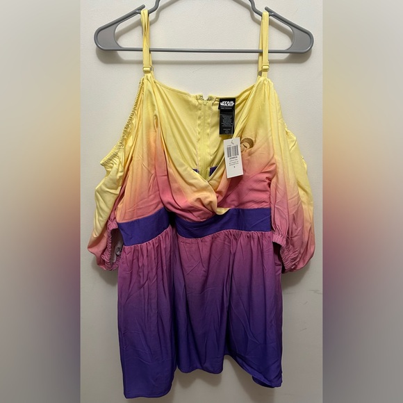 🍂NEW Her Universe Star Wars Padme Amidala Cold Shoulder Top PlusSize Exclusive - Picture 5 of 9